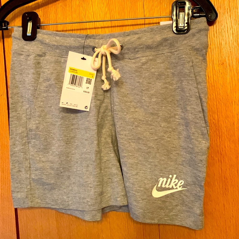 New NWT Nike SMALL gym vintage cotton jersey slim mid rise gray 2.5” shorts - Picture 5 of 7